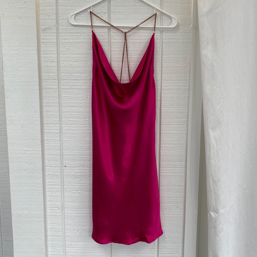 Pink/ fuchsia cowl-neck dress w chain-link detail!